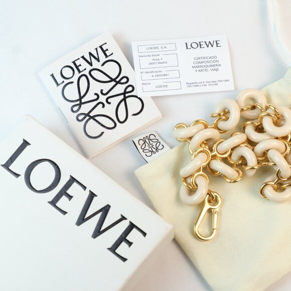 Loewe Gold-toned Acetate Donut Chain, Angora Ivory - Picture 5 of 9